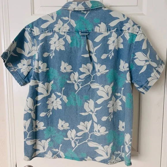 Make Me an Offer!NWT Collector's Disney Tiana Men's Floral Button up Dress Shirt - Picture 6 of 9